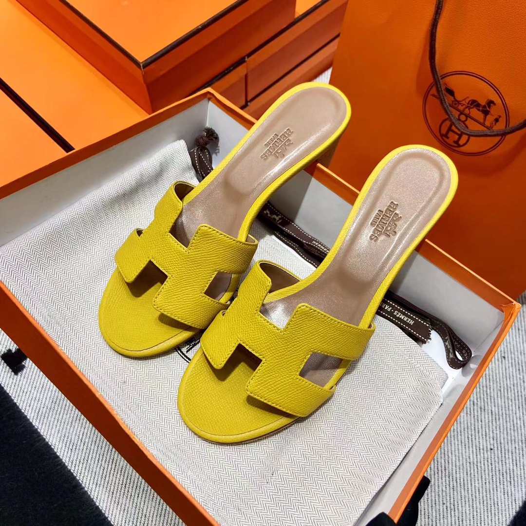 에르메스 올수공 오아시스 슬리퍼 샌들 앱송 67